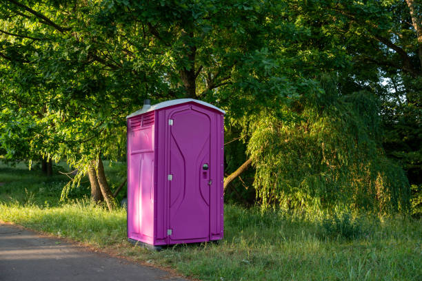 Best Portable bathroom rental  in Byron, CA